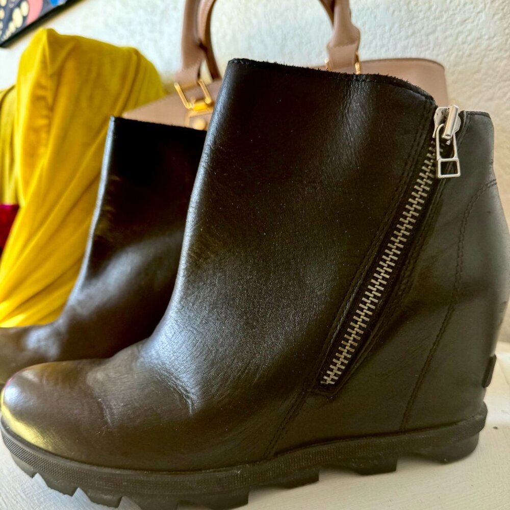 🐘 Sorel Joan of Arctic Chelsea Boots Black 8.5 39.5 🐘